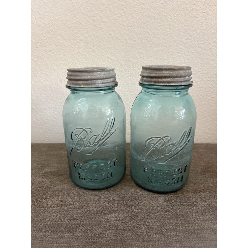 Set Of 2 Antique Blue Ball Mason Jar With Zinc Lids Quart Jars
